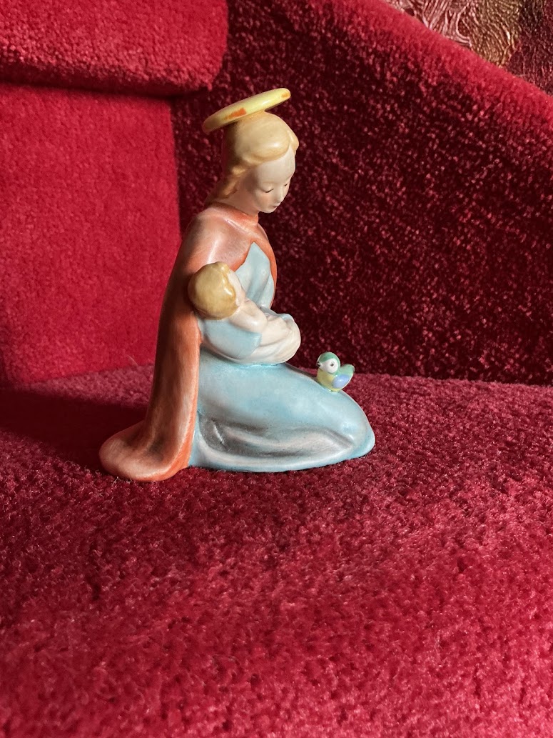 GOEBEL Christmas 1952 Mary with child HX237/A