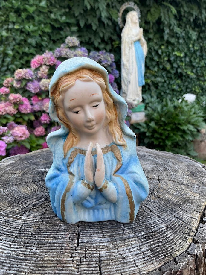 Liefelijke Maria Buste Mariabeeld
