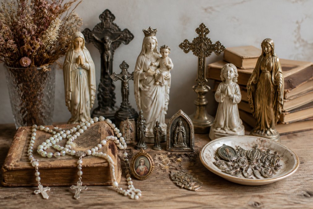 Beste webshops voor unieke devotionalia in 2026