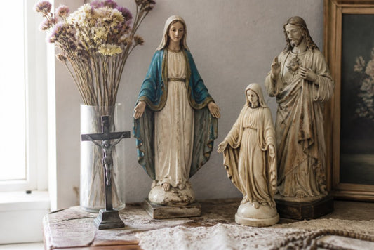 Religieuze beelden als interieurdecoratie: stijl en onderhoud