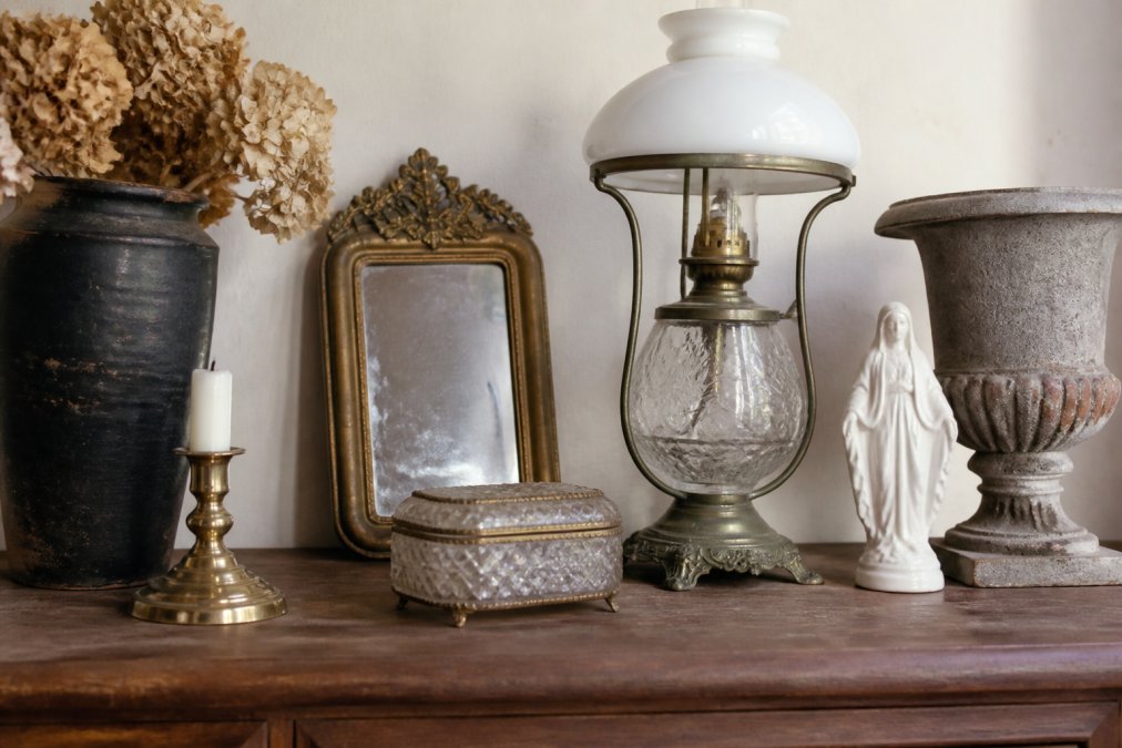 Vintage woonaccessoires: 5 topstukken voor in huis