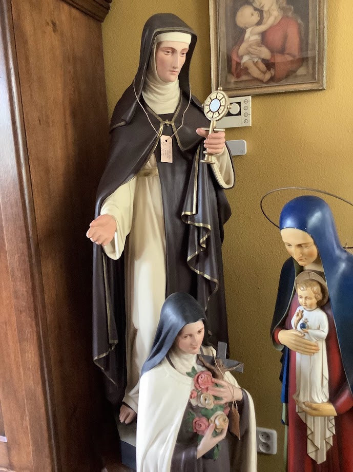 ¡Atención! SOLO RECOGIDA: Estatuilla religiosa belga única y rara de Santa Clara