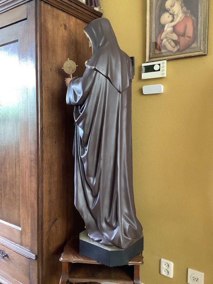 ¡Atención! SOLO RECOGIDA: Estatuilla religiosa belga única y rara de Santa Clara