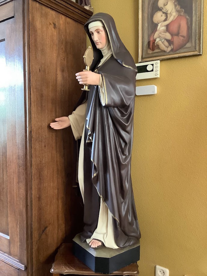 ¡Atención! SOLO RECOGIDA: Estatuilla religiosa belga única y rara de Santa Clara