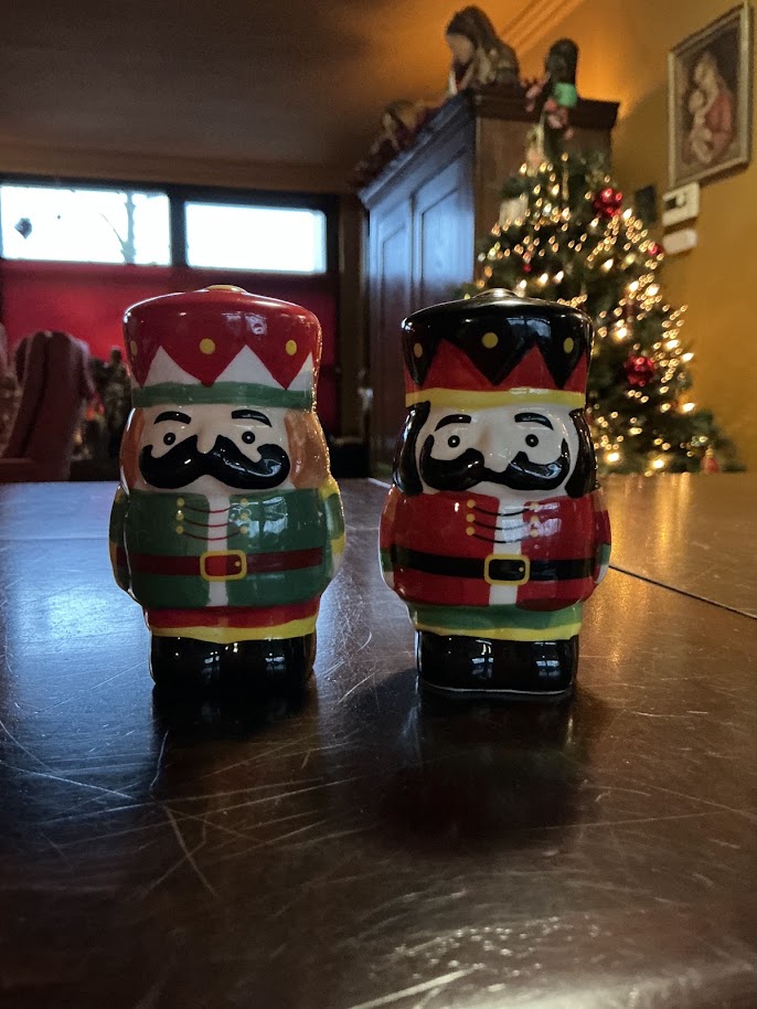 Christmas vintage nutcracker salt and pepper shakers