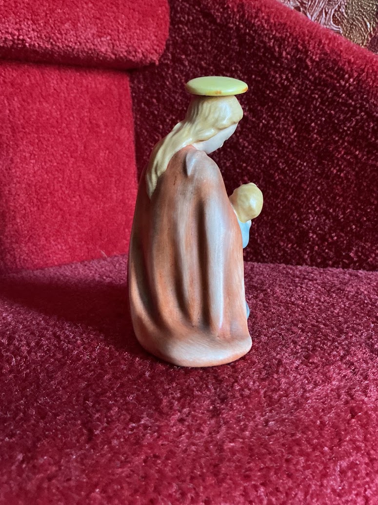 GOEBEL Kerstmis 1952 Maria met kindje HX237/A