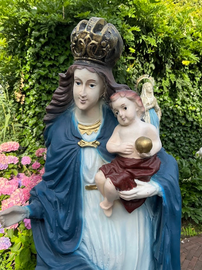 Mariabeeld Maria met kindje binnen/buiten