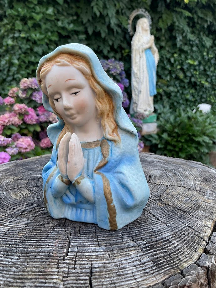 Liefelijke Maria Buste Mariabeeld