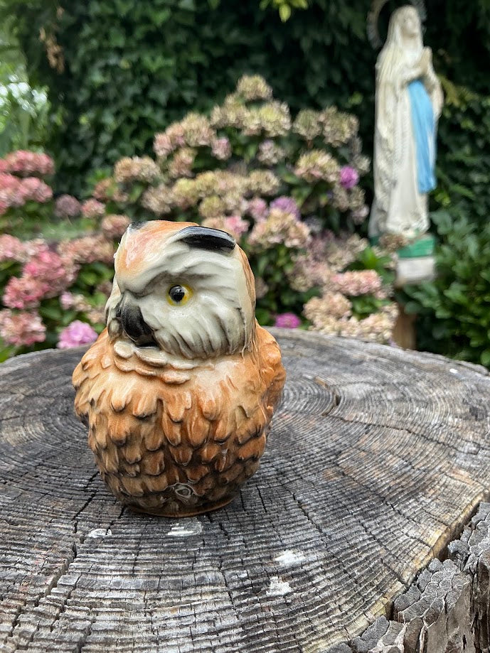 Beautiful Goebel owl figurine 38317-08