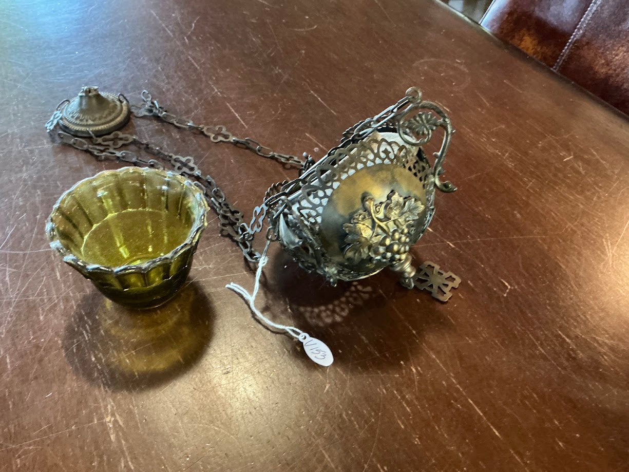 Antieke Franse Koperen godslamp met Druiventrossen