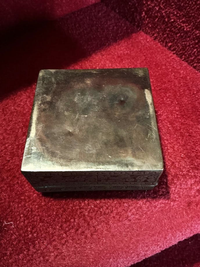 Antiek Indisch koper/zilveren doosje Djoka of yogya