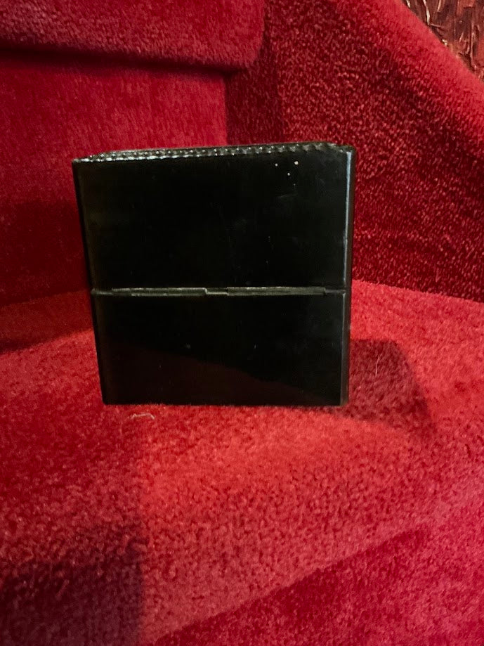 Antiek Napoleon III parfumkistje met kristallen flacons