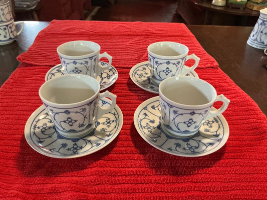 Oud Jager Eisenberg Blau Saks Koffie/Theeservies 14-delig