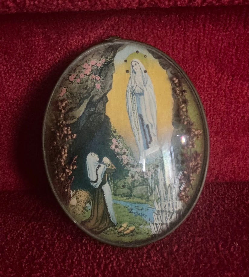 Zeldzaam Frans souvenier Bolglas Maria Bernadette Lourdes