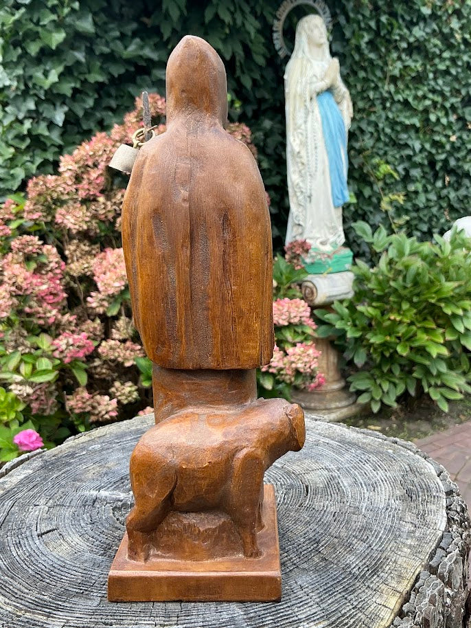Única imagen de madera de San Antonio Abad con cerdo