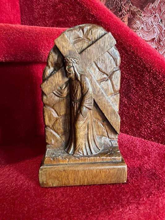 Houten staand paneel Jezus draagt het kruis