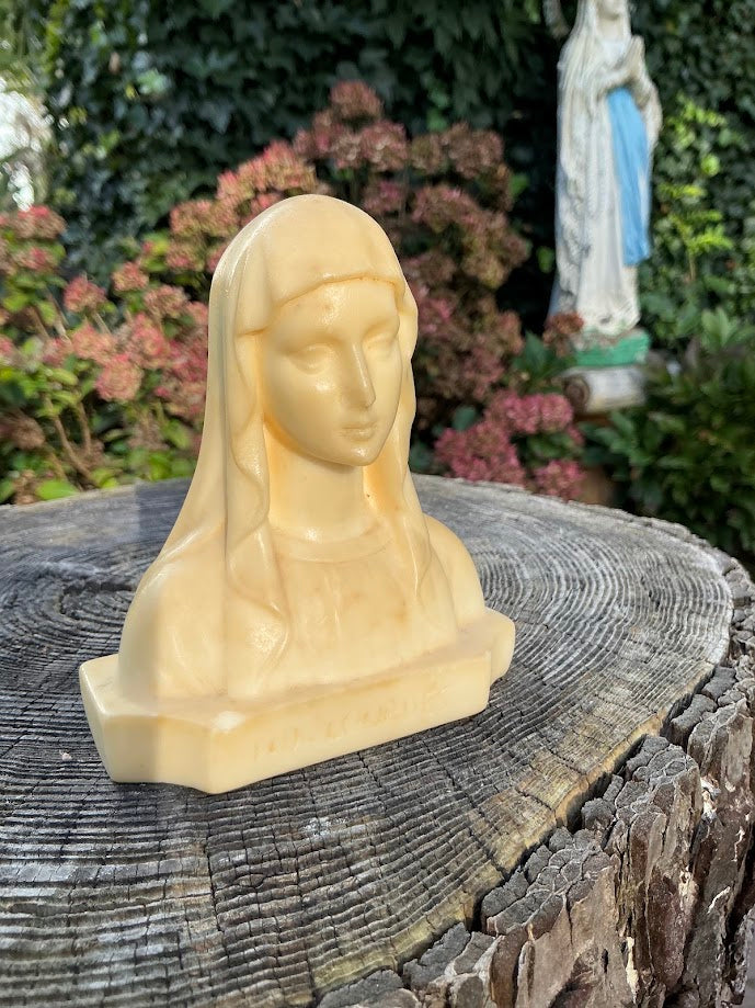 Buste antique de la Vierge Marie par Charles Mailard