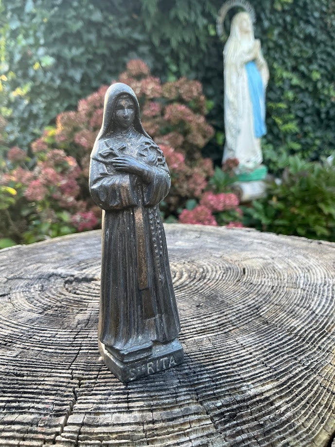 Figura religiosa francesa de aleación de bronce de Santa Rita