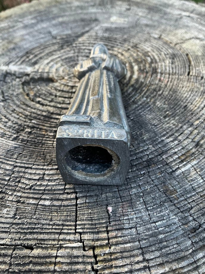 Figura religiosa francesa de aleación de bronce de Santa Rita