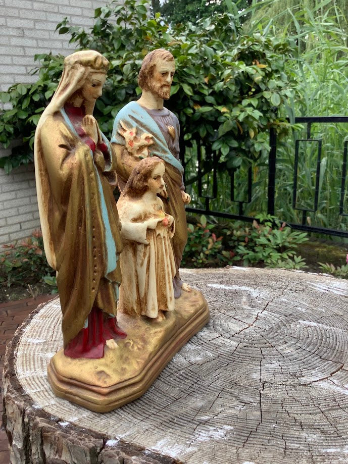 Mooi heiligenbeeld de Heilige Familie
