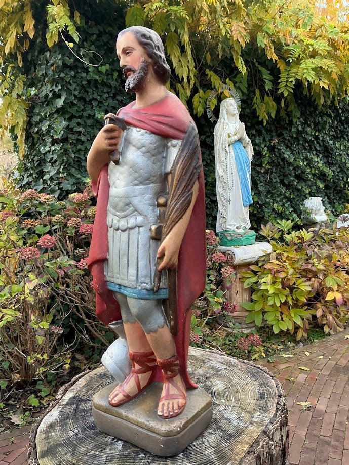 Antiek heiligenbeeld van de Heilige Donatius – beschermheilige bij onweer – gipsen beeld uit jaren ’30 – religieus erfstuk