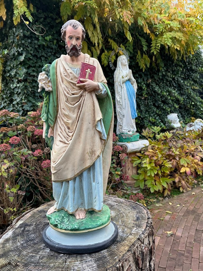 Zeldzaam Frans heiligenbeeld van Sint Jozef – jaren ’30 – gipsen beeld uit Franse Ardennen – antiek religieus erfstuk
