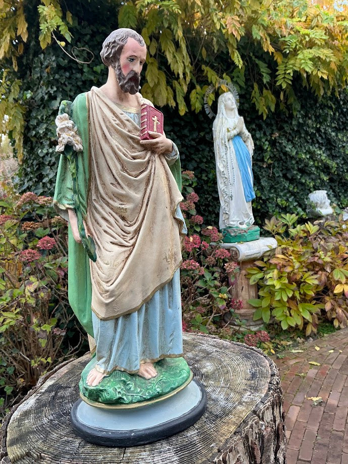 Zeldzaam Frans heiligenbeeld van Sint Jozef – jaren ’30 – gipsen beeld uit Franse Ardennen – antiek religieus erfstuk
